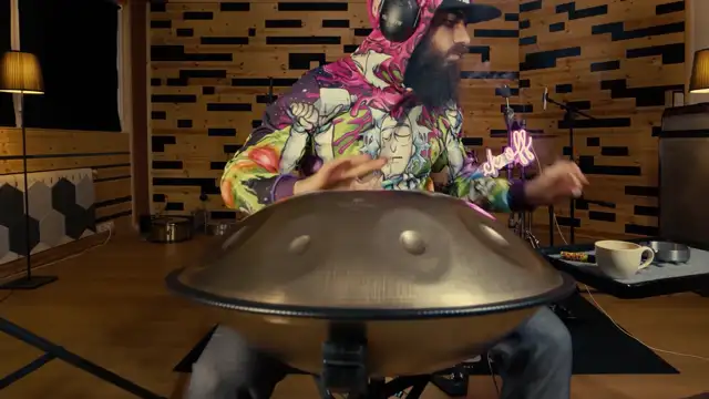 Playing SYSTEM of a DOWN on a HANDPAN.