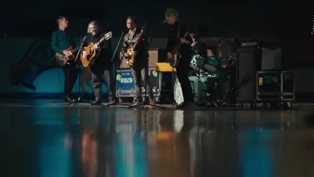 Wilco ''Meant To Be'' Official Music Video // The Rink, Chicago 🪩🛼