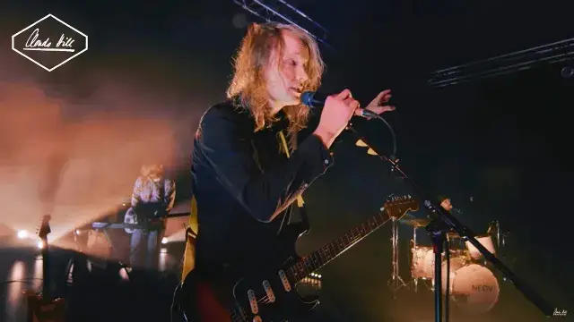 NEØV - Island (Live Pictures Session)