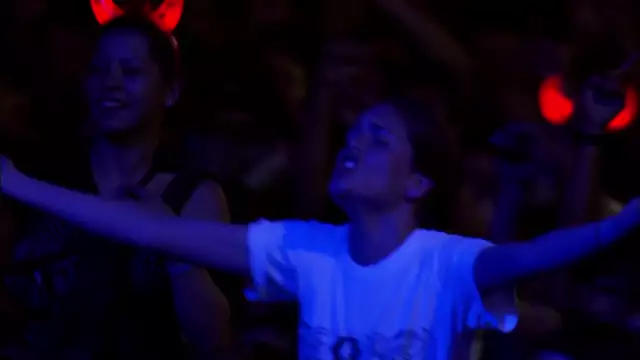 AC/DC - Thunderstruck (Live At River Plate, December 2009)