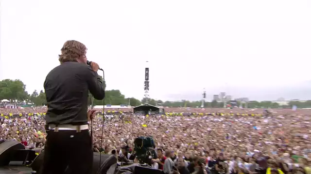 Keane - Somewhere Only We Know (Live 8 2005)