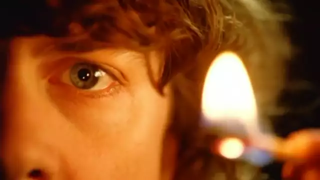 Razorlight - Wire To Wire (Official Video)