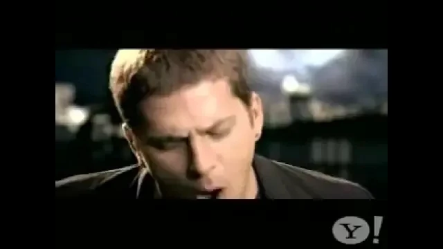 Rob Thomas - Little Wonders [Official Music Video]