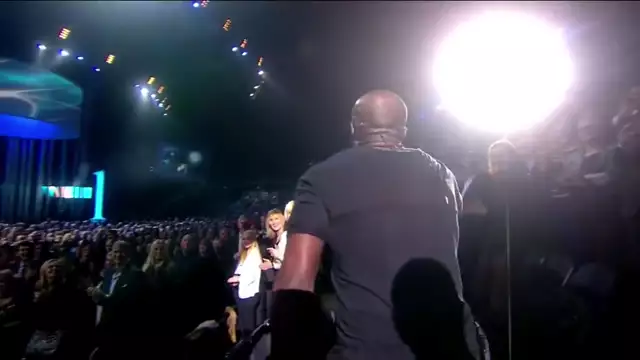 Seal - Crazy 2012 Nobel Peace Prize Concert