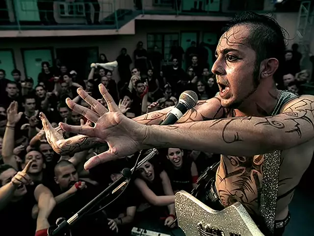 System Of A Down - Chop Suey! (Official HD Video)
