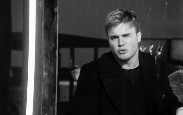 Take That - Back for Good (Official Video)