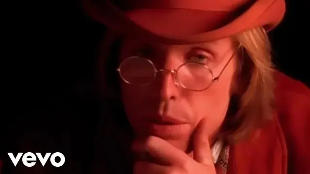 Tom Petty And The Heartbreakers - Into The Great Wide Open (Official Music Video)