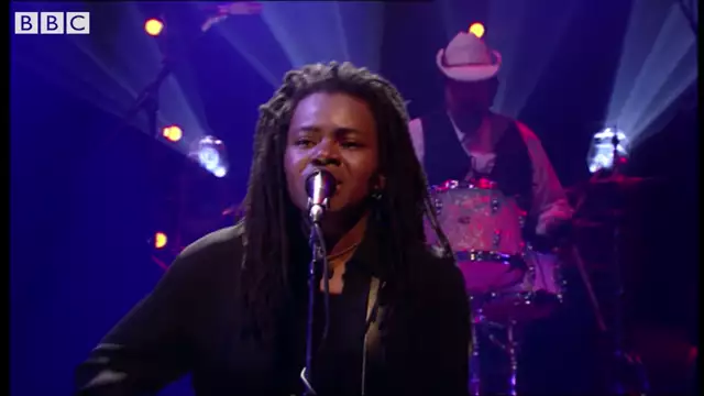 Tracy Chapman - Talkin' Bout a Revolution (Later Archive)