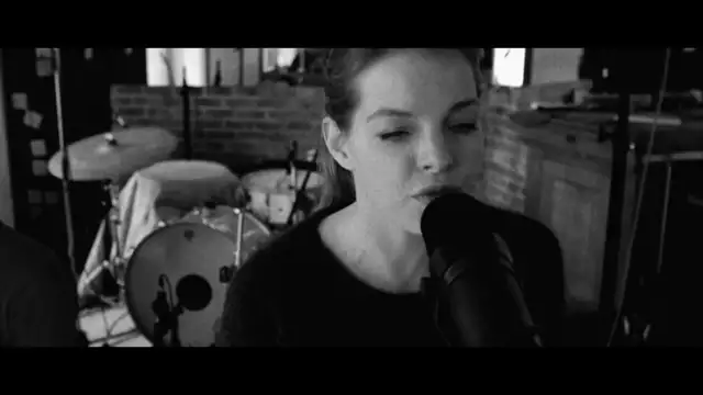 Yvonne Catterfeld - Lieber So