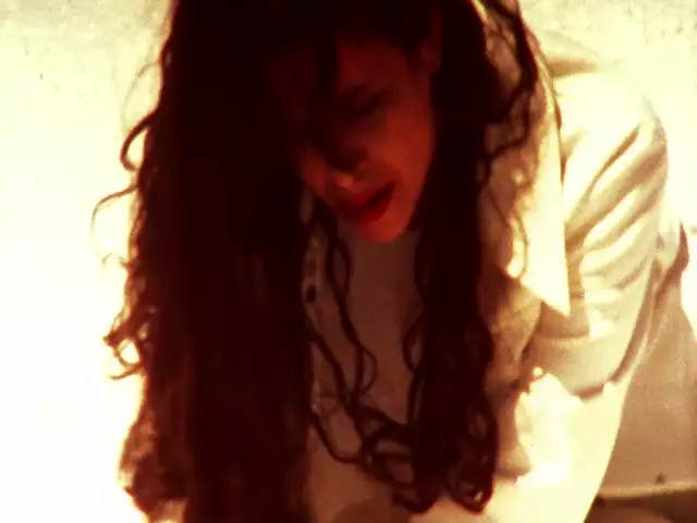 Alanis Morissette - You Oughta Know (Official 4K Music Video)
