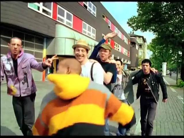 Beatsteaks - I Don't Care As Long As You Sing (Official Video)