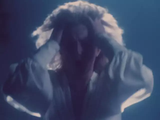 Bonnie Tyler - Total Eclipse of the Heart (Turn Around) (Official Video)