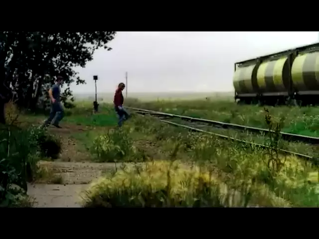 Nickelback - Photograph [OFFICIAL VIDEO]