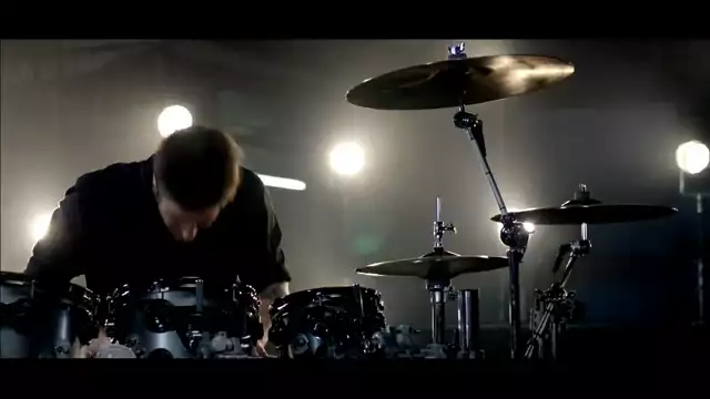 Nickelback - Lullaby