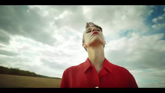 Elen - Raus hier (Official Music Video)
