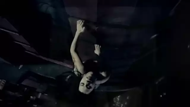 Evanescence - Bring Me To Life (Official Music Video)