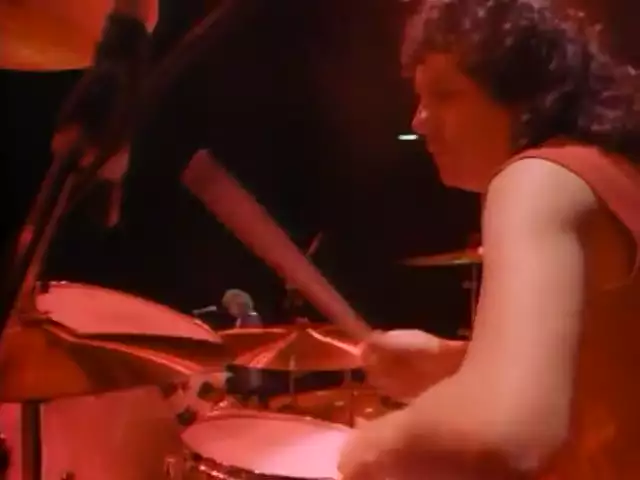 Foreigner - That Was Yesterday (Official Music Video)