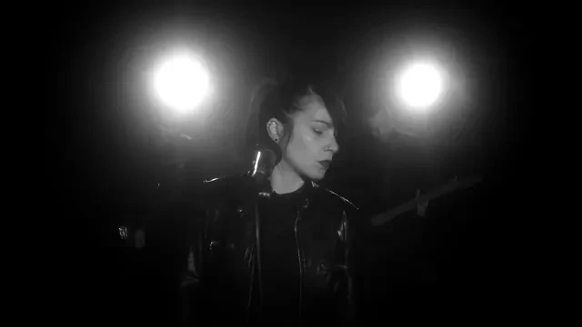 Ghostland - Leave Behind (Hollow Moon)