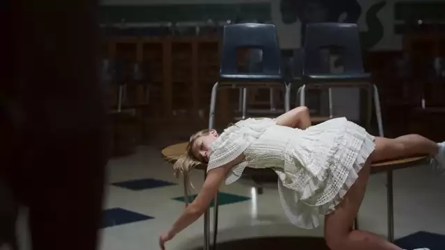 Imagine Dragons - Bad Liar (Official Music Video)