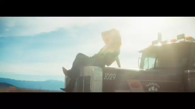 Jess Glynne - Hold My Hand [Official Video]