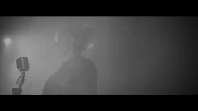 Jini Meyer - Ein Letztes Glas (Offizielles Video)