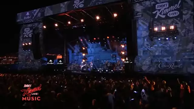 John Fogerty (CCR) and Brad Paisley play ''Bad Moon Rising'' on Jimmy Kimmel LIVE