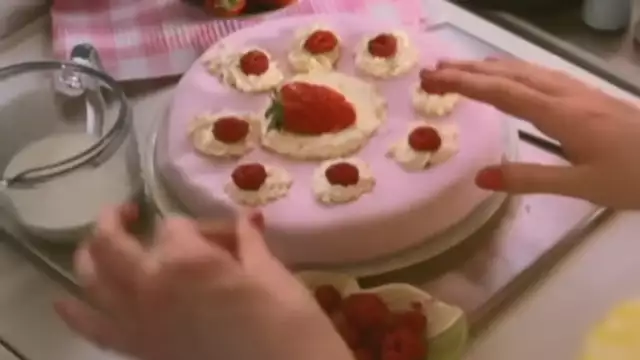 Kate Nash - Foundations (Official Video)