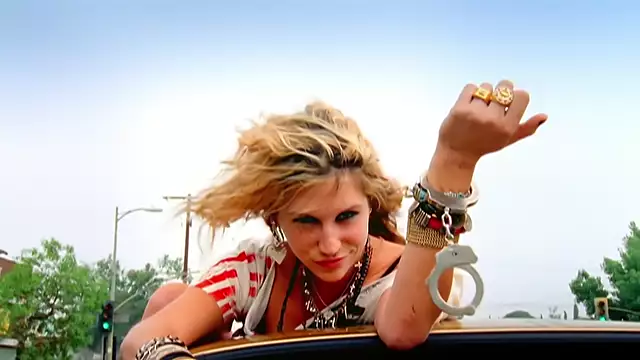 Ke$ha - TiK ToK (Official HD Video)