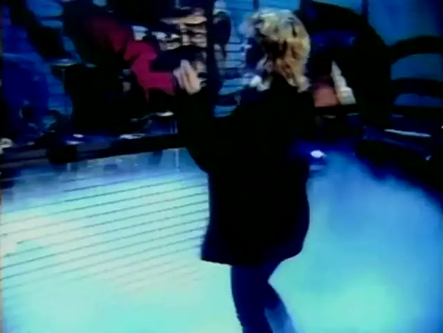 Kim Wilde - Kids In America (Official Music Video)