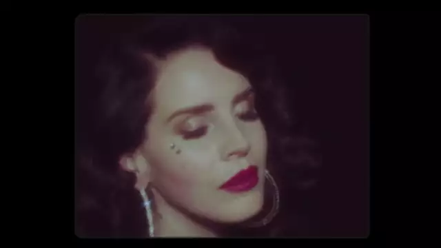 Lana Del Rey - Young and Beautiful