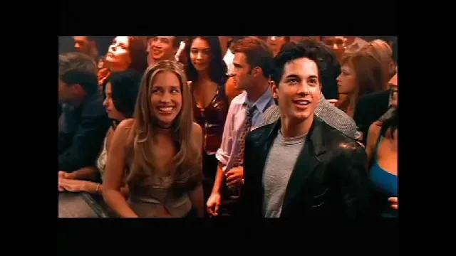 LeAnn Rimes - Cant Fight The Moonlight (Official Music Video)