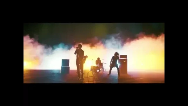 Madsen - Lass die Musik an (Offizielle Musikvideo)
