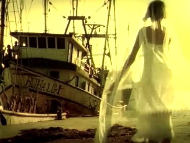 Maná - En El Muelle De San Blás (Video Oficial)
