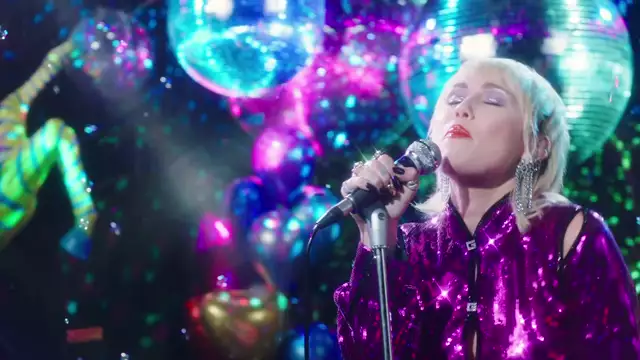 Miley Cyrus - Midnight Sky (Official Video)