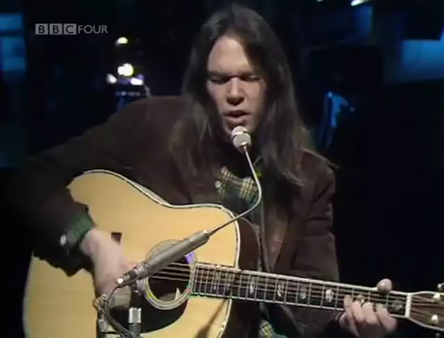 NEIL YOUNG - OLD MAN