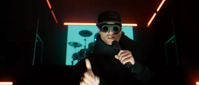 Smash Into Pieces - Wake Up (Official Music Video)