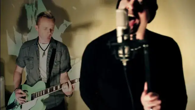 MESH - ''Born to Lie'' Single