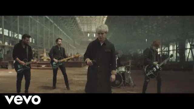 Nothing But Thieves - Amsterdam (Official Video)