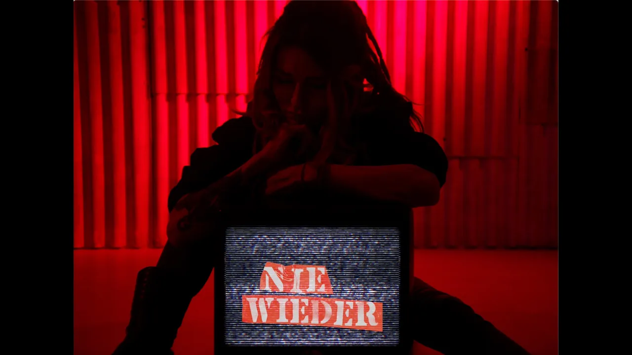 Sarah Lesch - Nie wieder (Offizielles Musikvideo)