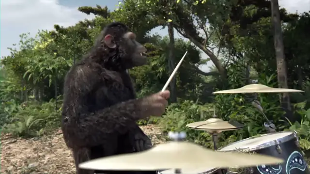 Coldplay - Adventure Of A Lifetime (Official Video)
