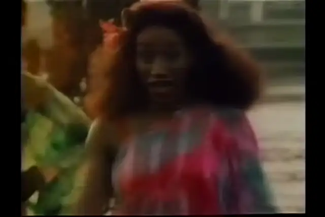 SISTER SLEDGE - WE ARE FAMILY (1979) OFFICIAL VIDEO