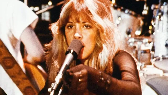 Fleetwood Mac - Rhiannon (Official Music Video) [HD]